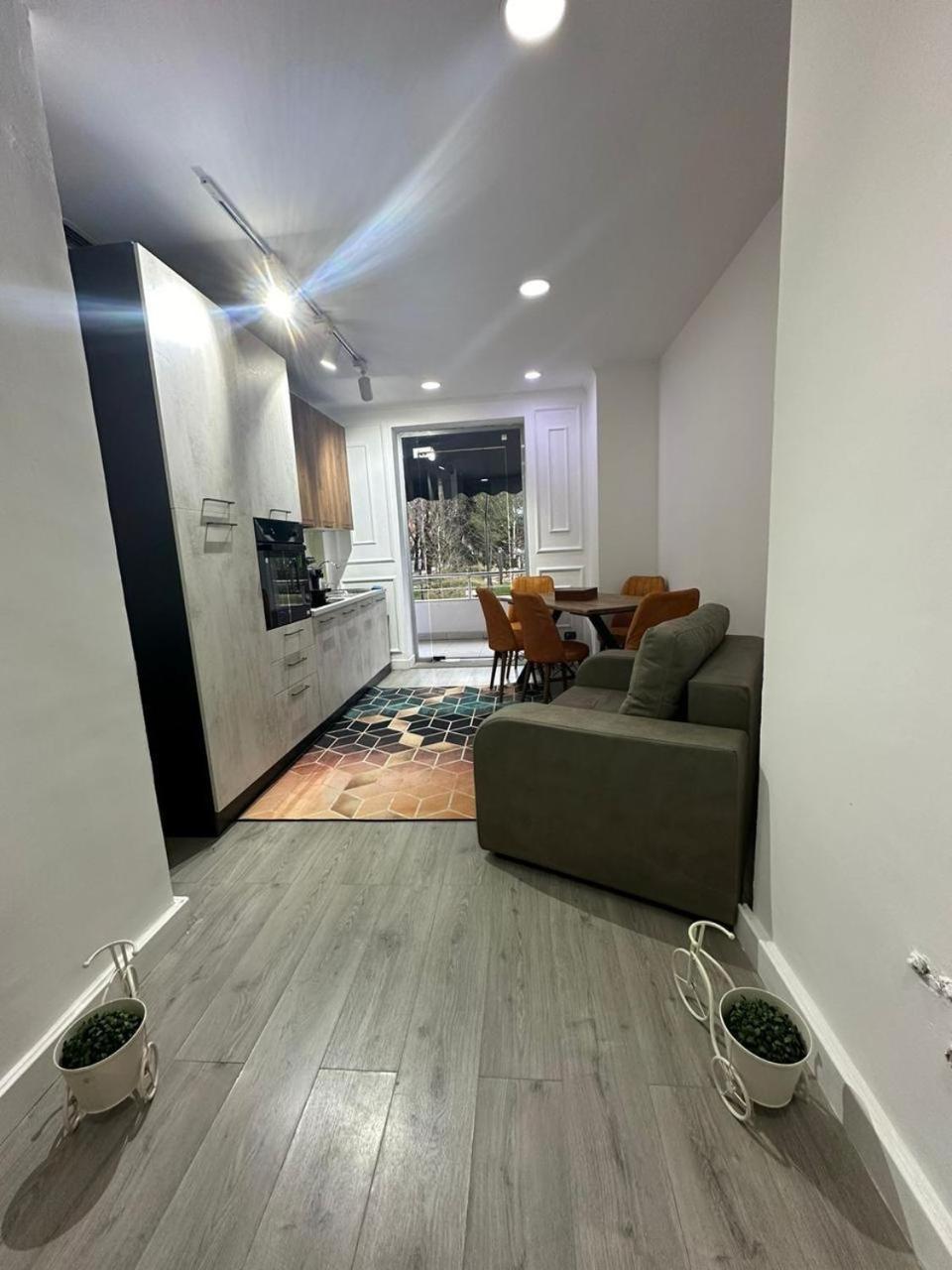 Park View Central Apartment Tiranë Luaran gambar